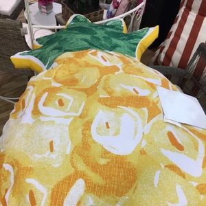 Meet your Posher, Melina